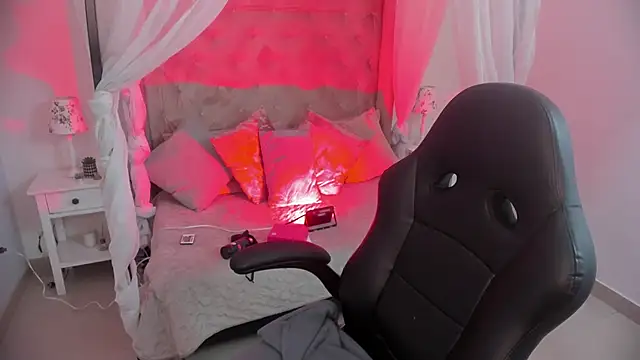 Hanna__Becker_ Chat XXX live