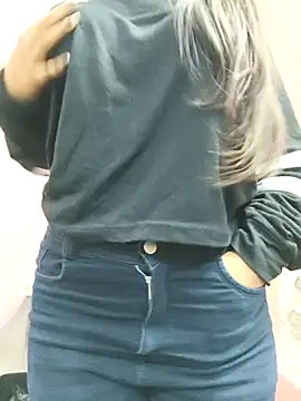 Ananya_34 Live XXX Chat