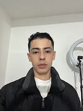 Chatroom XXX en direct de Sebastian_Reed