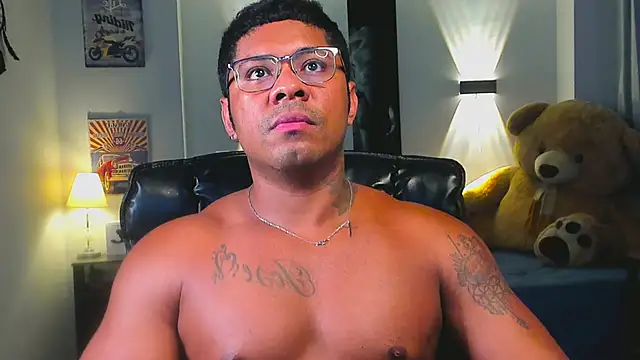 LEONHDZ Live XXX-Chat