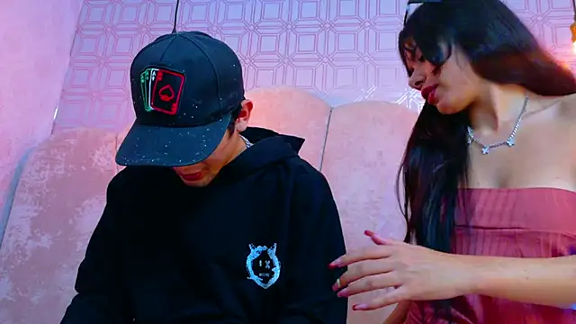 Sembang XXX Secara Langsung CharlotteandTaylorr