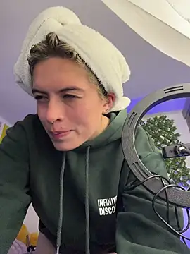 Katheerine Chat XXX live