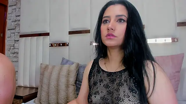 CandyandSteven 即時 XXX 聊天