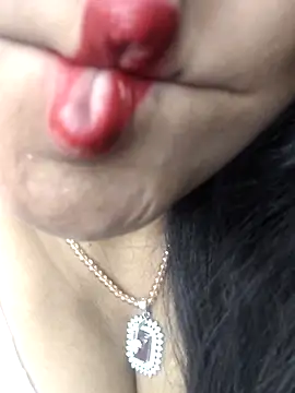 Hotty_Kavita webkamerás műsora