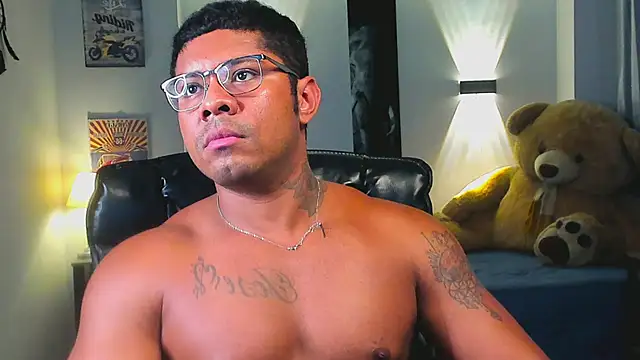 Онлайн чат XXX LEONHDZ