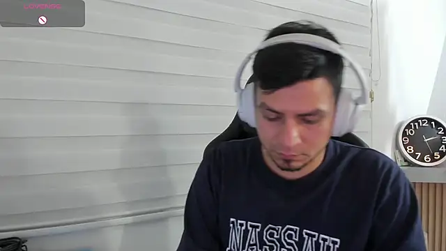 Онлайн чат XXX Rick_Adams