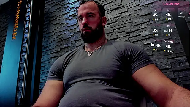 Онлайн чат XXX David_Big_Daddy