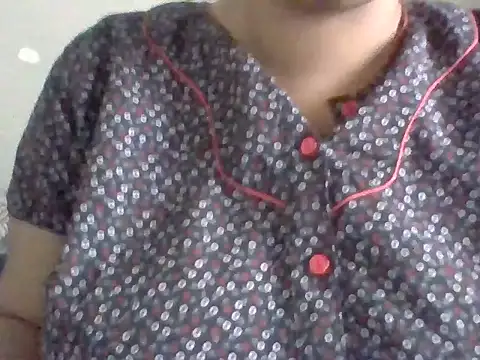 Sexy-Shaliniin Live XXX chat