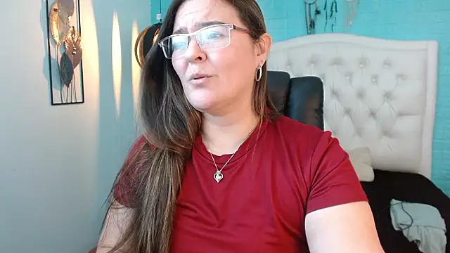 MsJossie Chat XXX live