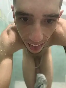 Show de 27powercm na webcam