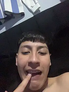 Stiven_017 webcam show