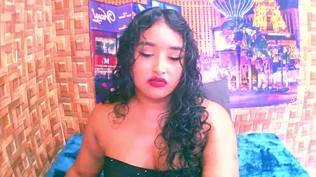 IndianAngel4u Adlı Modelin Canlı XXX Sohbeti