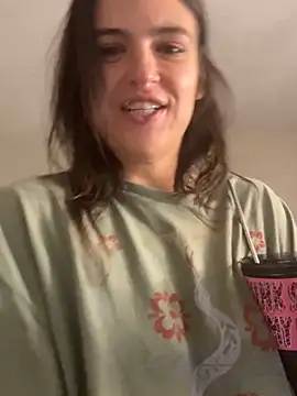 SafeinouterSpace Adlı Modelin Canlı XXX Sohbeti