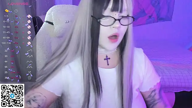 SelenaCute 现场XXX聊天