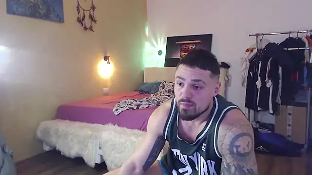 Tiberius_hunk Live XXX-Chat