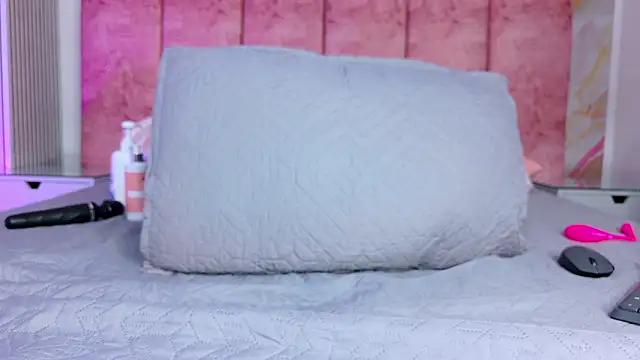 emmacurvy Chat XXX in diretta