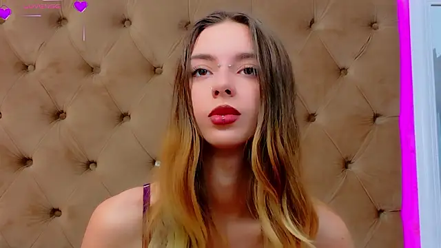 دردشة CoraVex الجنسية المباشرة