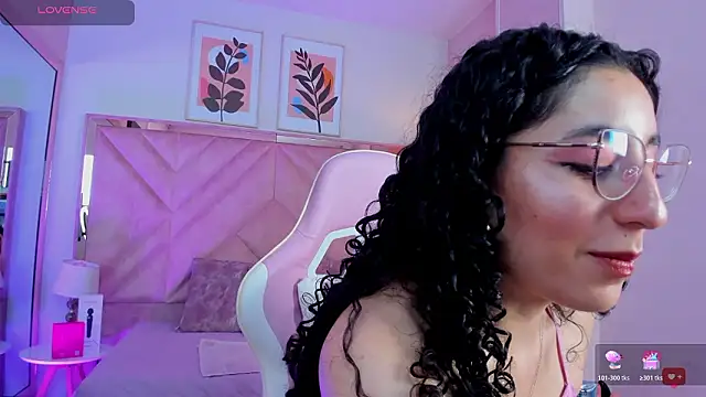 DemiJones_ live XXX chat