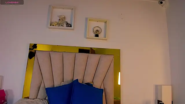 vahiolet_fuentes Chat XXX live