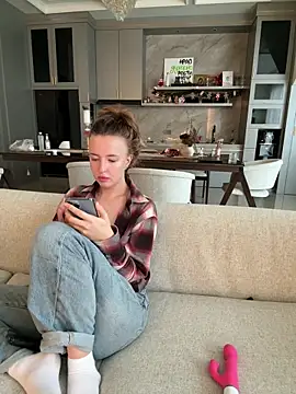 Show modela Nura_n_Sarah na web-kameri