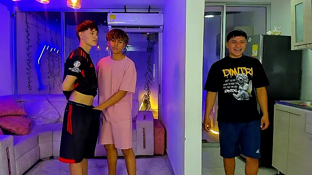 Houseofwarrios Adlı Modelin Web Kamerası Şovu