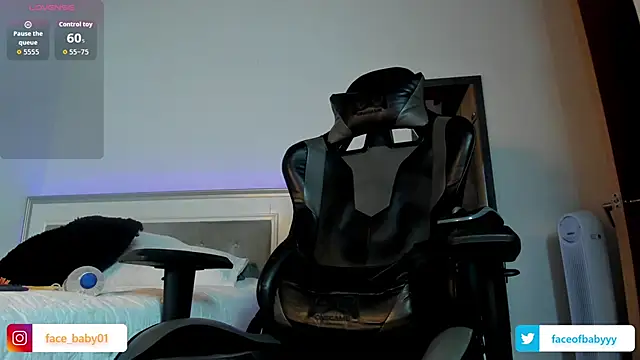 Chatroom XXX en direct de facebaby1