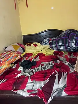 CUTI-NAINA Adlı Modelin Web Kamerası Şovu