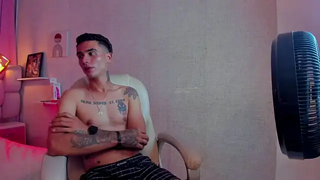 Irina_and_Max élő XXX-chatje