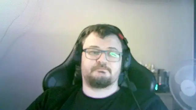 SirAbuser Adlı Modelin Canlı XXX Sohbeti