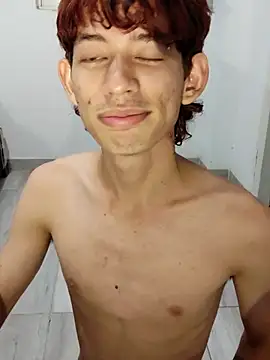 Sweet_Davyd Adlı Modelin Canlı XXX Sohbeti