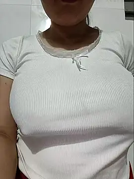 Shine_Mai's Webcam Show