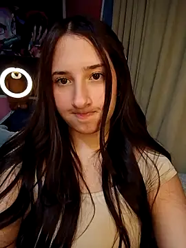 Mysticdooll69 即時 XXX 聊天