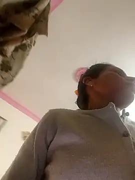 Neha-Singh2 élő XXX-chatje