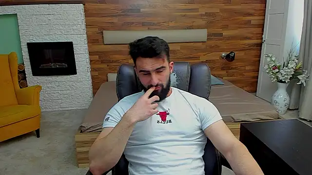 MicahLane Adlı Modelin Canlı XXX Sohbeti