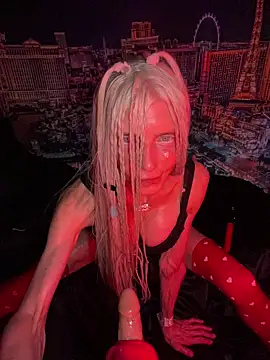 1NikiVegas élő XXX-chatje