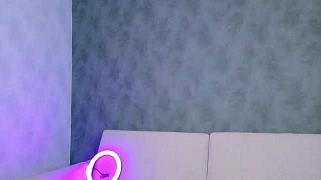 OnlyForYou_ Live XXX Chat