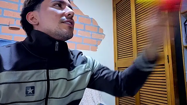 mister_eithan Live XXX Chat