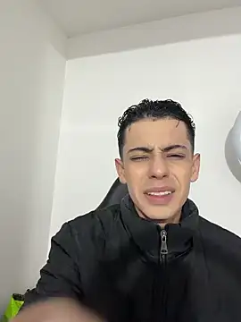 Sebastian_Reed 现场XXX聊天