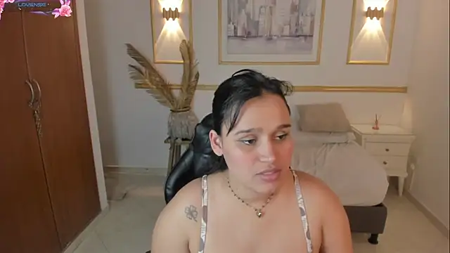 lia_sexx19 Live XXX-chat