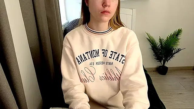 Just_L0VE_me live XXX chat