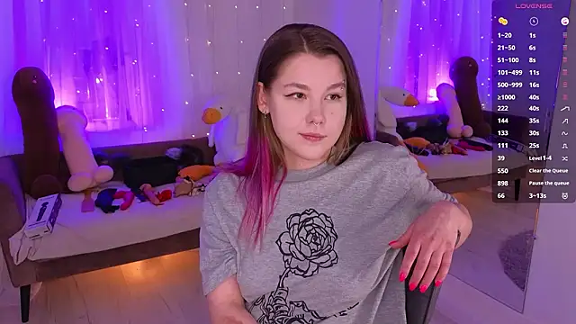 Mira_Falls 现场XXX聊天