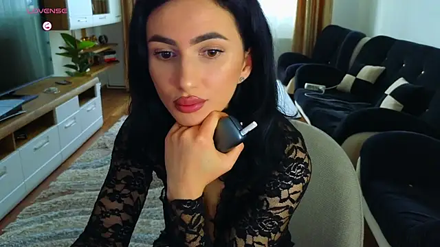 XXX chat uživo modela YourDesiree_