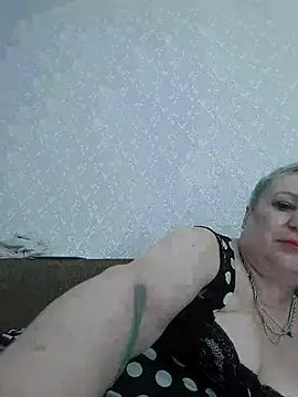 StarNicole: διαδικτυακό σόου στην κάμερα