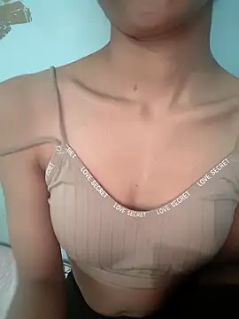 alisha_khan1's Live XXX Chat