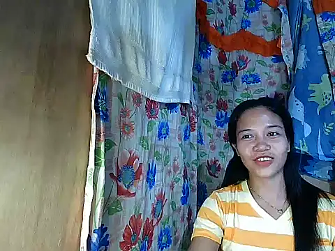 PinaySkinnyGirl's Live XXX Chat