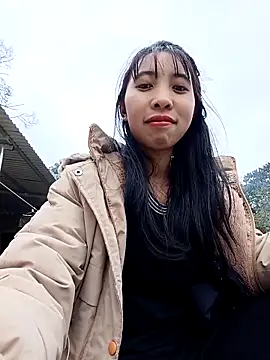 emaame68 Adlı Modelin Canlı XXX Sohbeti