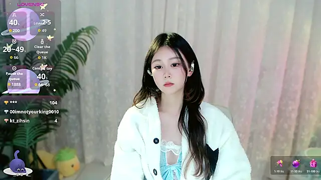 Aimee-520のライブXXXチャット