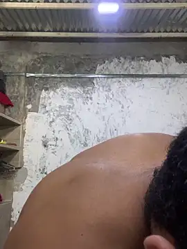 ikaro21 现场XXX聊天