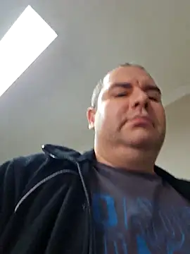 Andrew1900529 现场XXX聊天