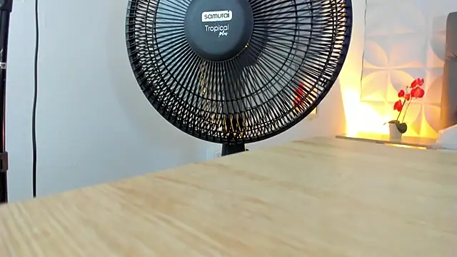 victoria_243 Obrolan Langsung XXX